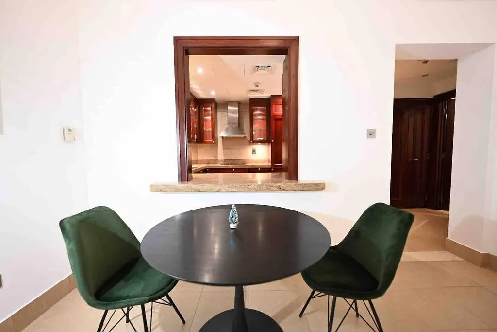 公寓 Brand New Furniture . Close To Dubai Mall.