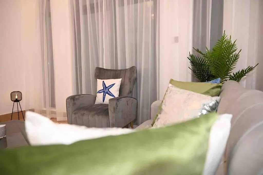 Brand New Furniture . Close To Dubai Mall.